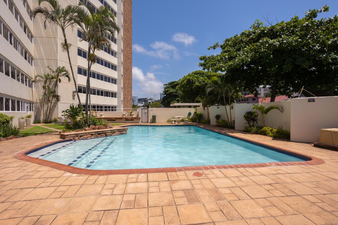 24 Sea Lodge - Sea Viewing Apartment Durban Kültér fotó