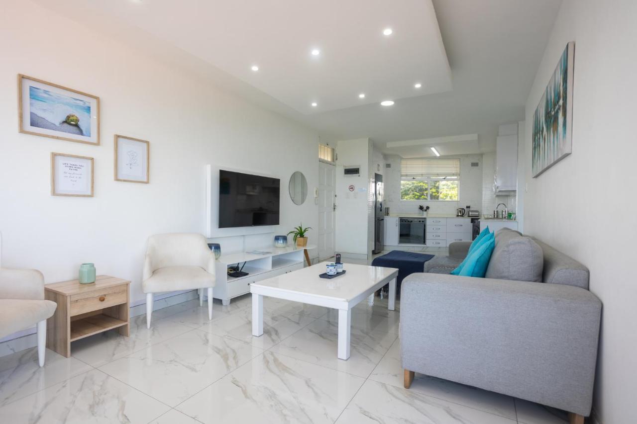 24 Sea Lodge - Sea Viewing Apartment Durban Kültér fotó